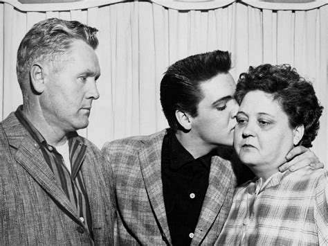 elvis presley parents photos